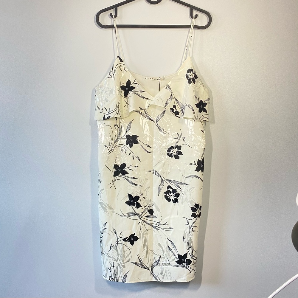 NWT ALICE+OLIVIA Bess Slip Dress - Picture 12 of 16